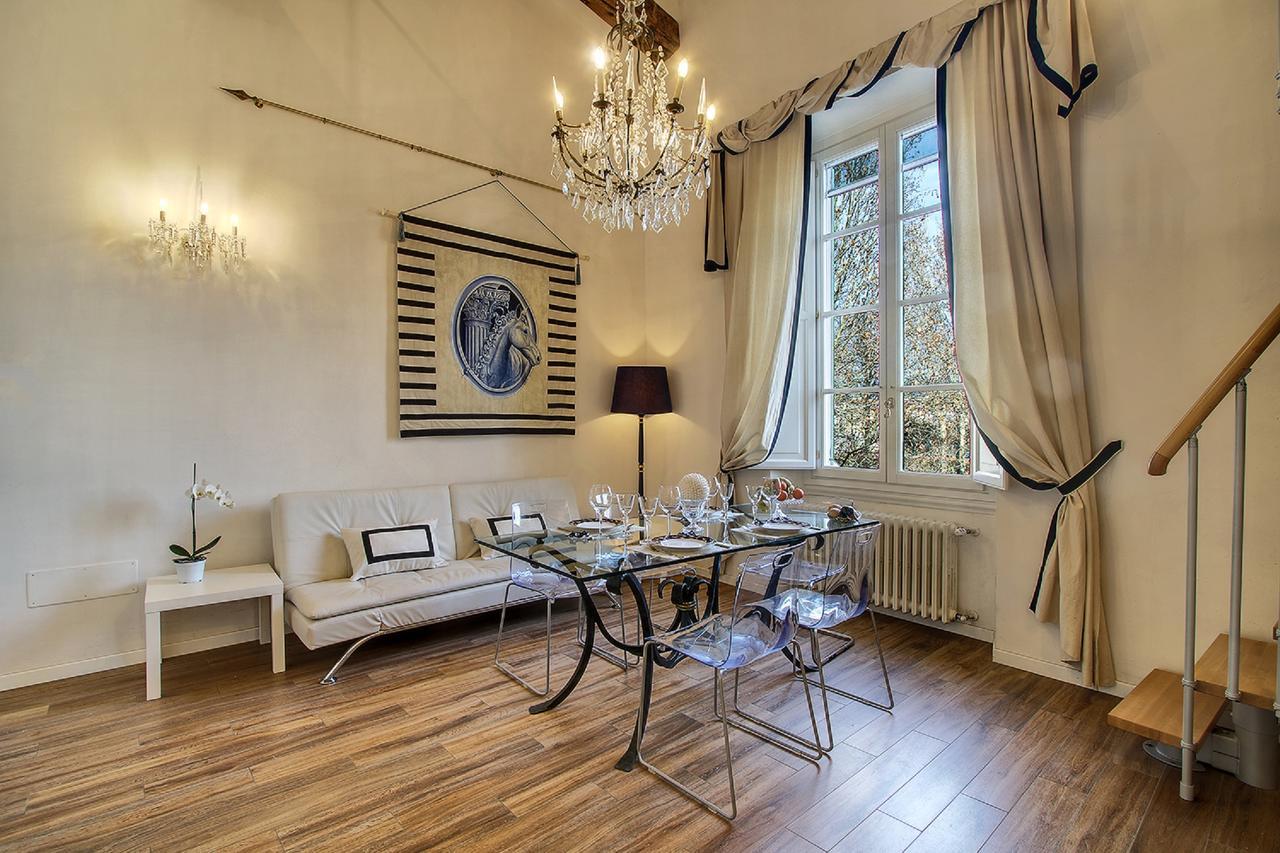 Lungarno Elegance Apartment ฟลอเรนซ์ ภายนอก รูปภาพ